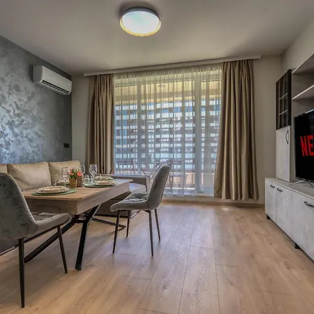 Apartament Park South, Free Parking, Swimming Pool