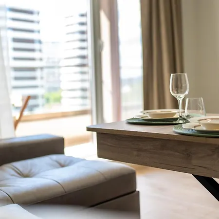 Apartament Park South, Free Parking, Swimming Pool