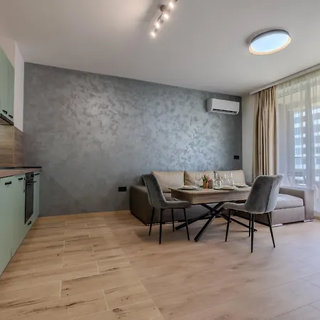 Apartment Park South, Free Parking, Swimming Pool Warna